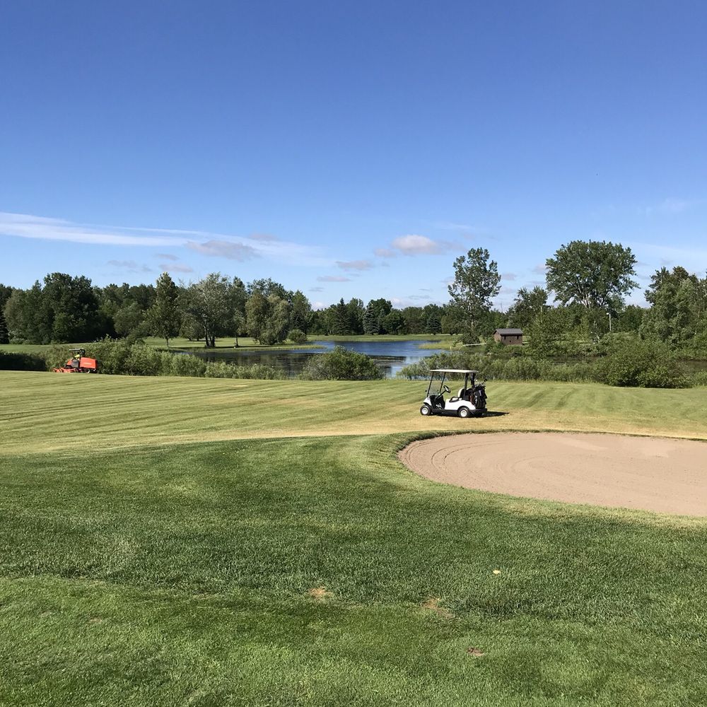 Bloomington Downs Golf Club - Golf Near Me - Richmond Hill, Ontario