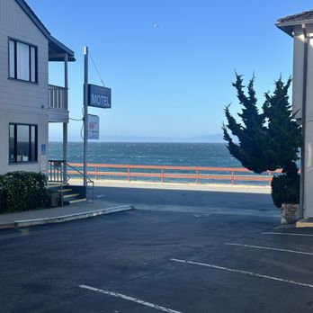 Borg's Ocean Front Motel - But this is why we would come back - Hotels Near Me - Pacific Grove, California