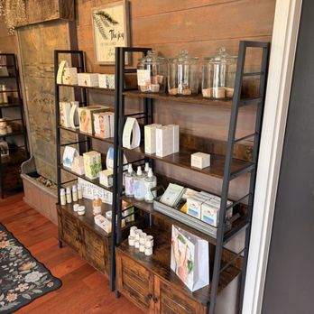 Blue Mountain Mist Spa - Front area with products to test and purchase - Day Spas Near Me - Sevierville, Tennessee Blue Mountain Mist Spa - Front area with products to test and purchase - Day Spas Near Me - Sevierville, Tennessee