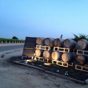 Engelmann Cellars - Wineries Near Me - Fresno, California