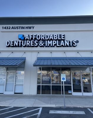 Affordable Dentures & Implants