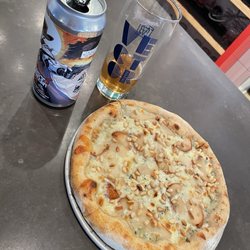 Vector Brewing - The best pizza and staff!