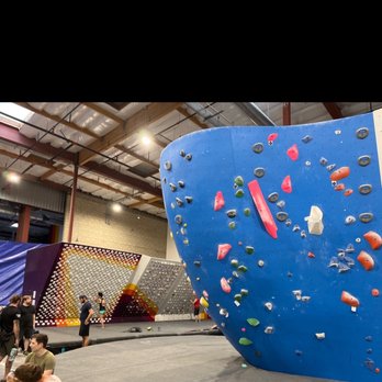 The Post Climbing - Rock Climbing Near Me - Pasadena, California The Post Climbing - Rock Climbing Near Me - Pasadena, California