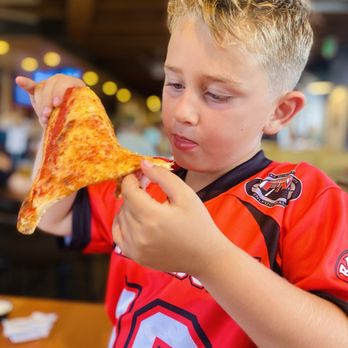 Best Pizza & Brew Oceanside - Pizza Near Me - Oceanside, California