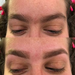 Raquels Brow Room - Brow wax