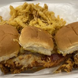 Bubba Annie's - Bird Dog Sliders Onion Rings