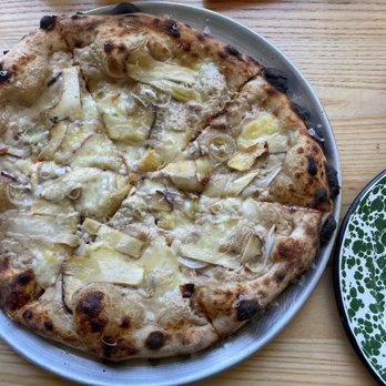 Pinyon - Madonna pizza - Pizza Near Me - Ojai, California Pinyon - Madonna pizza - Pizza Near Me - Ojai, California