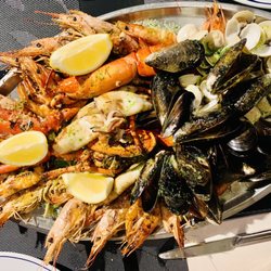 Seafood plate
