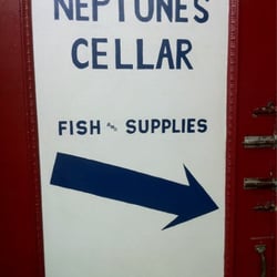 Ben Franklin & Neptune's Cellar - Neptune's Celler