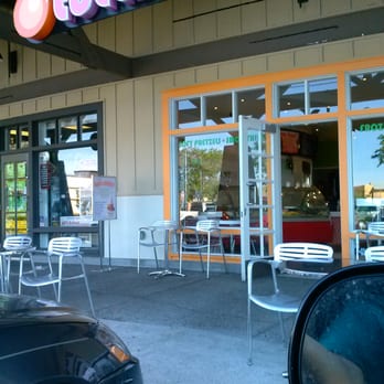 Tuttimelon - The front of Tuttimelon. - Desserts Near Me - Novato, California Tuttimelon - The front of Tuttimelon. - Desserts Near Me - Novato, California
