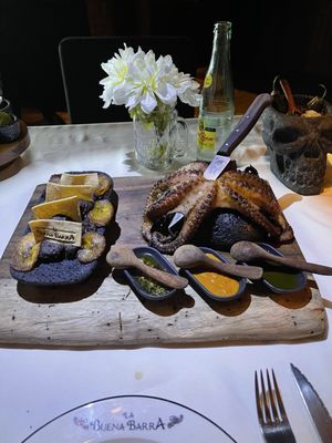 La Buena Barra by null