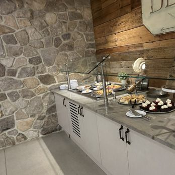 Farmhouse Restaurant - Dessert bar - Buffets Near Me - Gettysburg, Pennsylvania