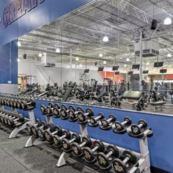 Crunch Fitness - Richmond Glenside
