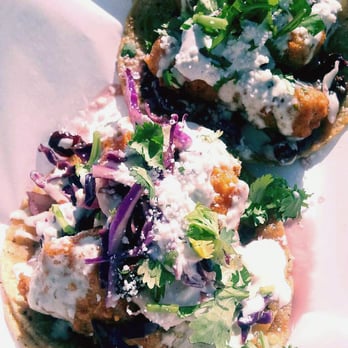 Yayo's O.m.g! - Fish tacos - Food Trucks Near Me