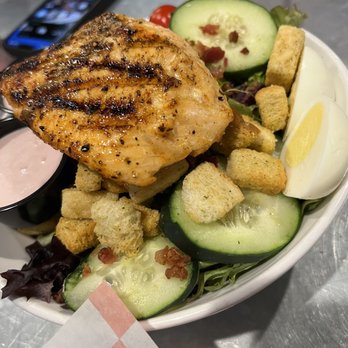 Lucky Bull Grill - New American Near Me - Carlsbad, New Mexico