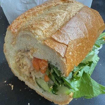 Jenny Pho - Grilled chicken banh mi - Vietnamese Near Me - Issaquah, Washington