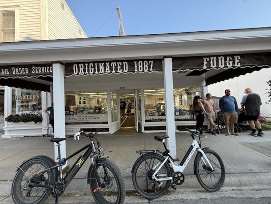 Original Murdick's Fudge by null