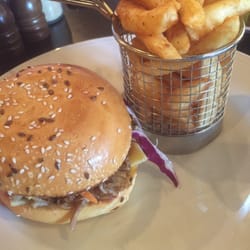 Mocha Mojo Cafe and Lounge - Pulled pork burger