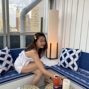 Sandbar Rooftop - Cocktail Bars Near Me - New York, New York