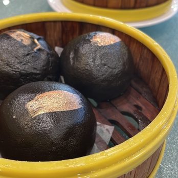 Chef Tony Dim Sum - Runny custard bun - Dim Sum Near Me - Arcadia, California Chef Tony Dim Sum - Runny custard bun - Dim Sum Near Me - Arcadia, California