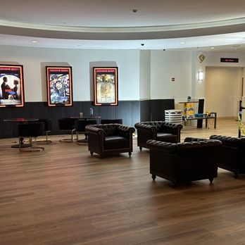Starlight Cinemas Dos Lagos Stadium 15 - Cinema Near Me - Corona, California Starlight Cinemas Dos Lagos Stadium 15 - Cinema Near Me - Corona, California