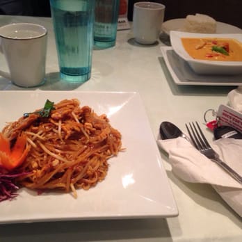 My Thai Downtown - Pad thai, red curry with rice - Thai Near Me - Bloomington, Indiana My Thai Downtown - Pad thai, red curry with rice - Thai Near Me - Bloomington, Indiana