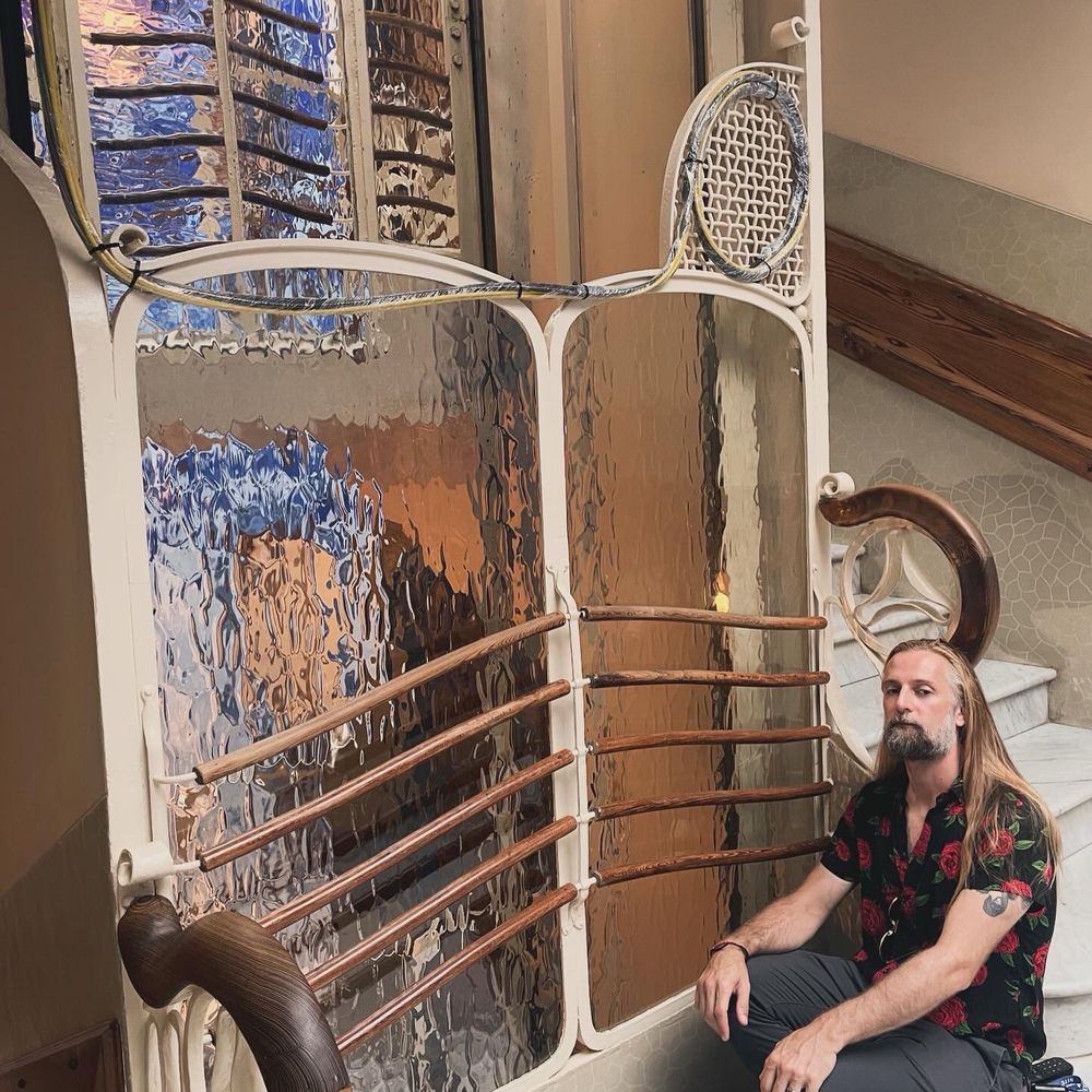 Casa Batlló - The glass elevator - Landmarks & Historical Buildings Near Me - Barcelona, B Casa Batlló - The glass elevator - Landmarks & Historical Buildings Near Me - Barcelona, B