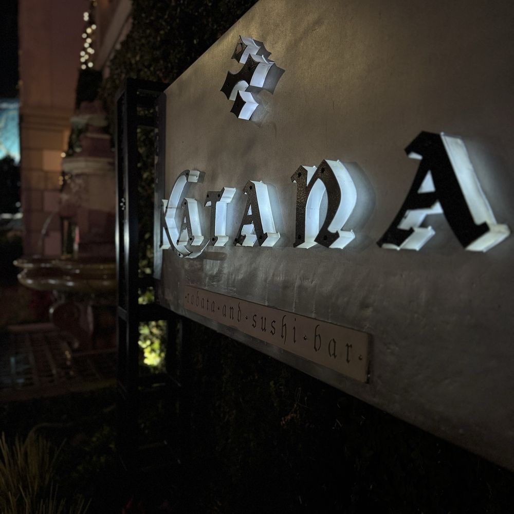 Katana - Sushi Bars Near Me - West Hollywood, California