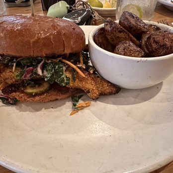 True Food Kitchen - Crisp'd chicken sandwich sub potatoes - New American Near Me - Houston, Texas True Food Kitchen - Crisp'd chicken sandwich sub potatoes - New American Near Me - Houston, Texas