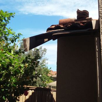 Solo Roofing - Dry Rot Wood Repair Before - Roofing Near Me Solo Roofing - Dry Rot Wood Repair Before - Roofing Near Me