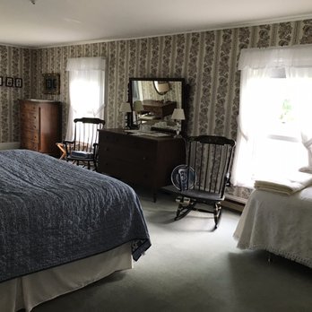 Highland Lodge - Frederico Suite - Venues & Event Spaces Near Me - Greensboro, Vermont