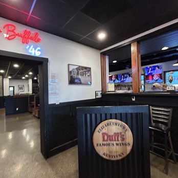 Duff's Famous Wings - Chicken Wings Near Me - Elizabethtown, Kentucky