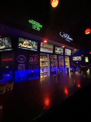 Adam's Lounge by null