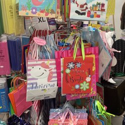 Farmacia Pontezuela 24 - Gift bags. Feliz Navidad.