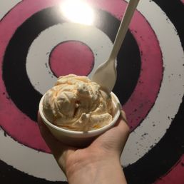 Peach Ice cream: 9/10 Peach Ice cream: 9/10