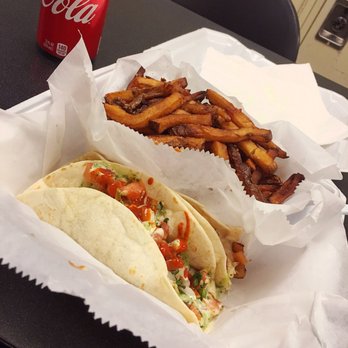 Tako Truck - Grilled chicken taco, fish taco and garlic fries - Mexican Near Me Tako Truck - Grilled chicken taco, fish taco and garlic fries - Mexican Near Me