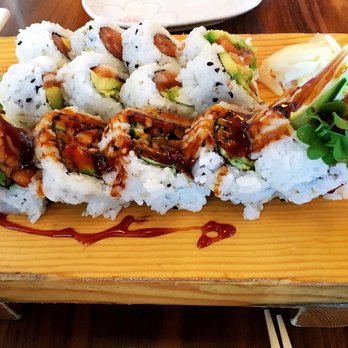 Sushi Park - Spider Roll and Alaska Roll - content falls out as you pick it up for sauce dipping - Sushi Bars Near Me - Oakland, California Sushi Park - Spider Roll and Alaska Roll - content falls out as you pick it up for sauce dipping - Sushi Bars Near Me - Oakland, California
