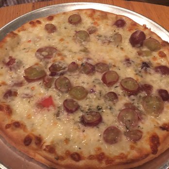 Pies & Pints - The 10" Grape and Gorgonzola pie - Pizza Near Me - Charleston, West Virginia Pies & Pints - The 10" Grape and Gorgonzola pie - Pizza Near Me - Charleston, West Virginia