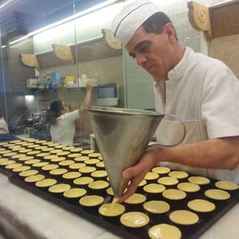 Manteigaria - Making in action - Bakeries Near Me - Lisbon, 11 Manteigaria - Making in action - Bakeries Near Me - Lisbon, 11