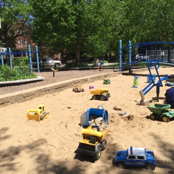 Jacob Park - Huge sandpit - Playgrounds Near Me - Chicago, Illinois