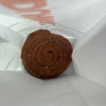 Dunkin' - Cinnamon roll - Donuts Near Me - Baldwin Park, California