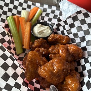 Vertical Diner - Tender Tigers - Vegan Near Me - Portland, Oregon