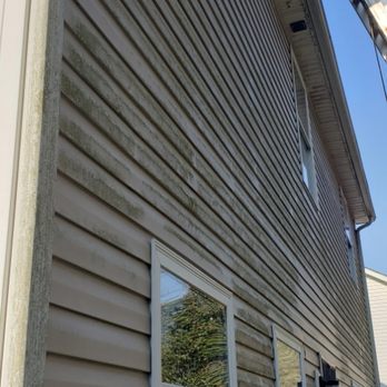 MetaClean Services - This is the mold and mildew which builds up on your home mostly due to lack of sunlight. - Pressure Washers Near Me MetaClean Services - This is the mold and mildew which builds up on your home mostly due to lack of sunlight. - Pressure Washers Near Me