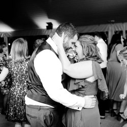 Scenic Event Solutions - Intimate moments on the dance floor!
