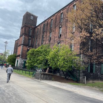 Buffalo Trace Distillery - Distilleries Near Me - Frankfort, Kentucky