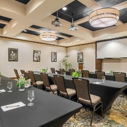 Oxford Hotel Bend