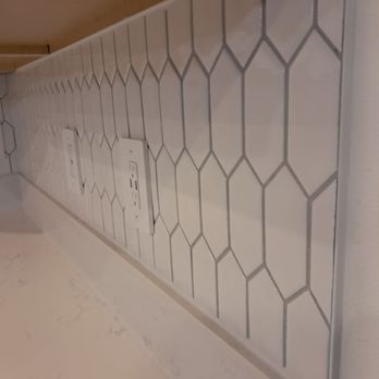 Affordable Home Maintenance 813 - Finished edging and grout close up - Keys & Locksmiths Near Me - San Antonio, Florida Affordable Home Maintenance 813 - Finished edging and grout close up - Keys & Locksmiths Near Me - San Antonio, Florida