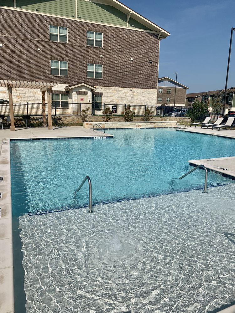 RESERVE AT QUEBEC Apartments 6655 Calgary Ln, Fort Worth, TX