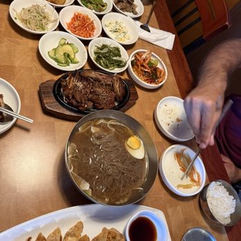 Pine Tree House - Dumpling (Mandu) Beef Short Ribs & Cold Noodle - Korean Near Me - Sacramento, California Pine Tree House - Dumpling (Mandu) Beef Short Ribs & Cold Noodle - Korean Near Me - Sacramento, California