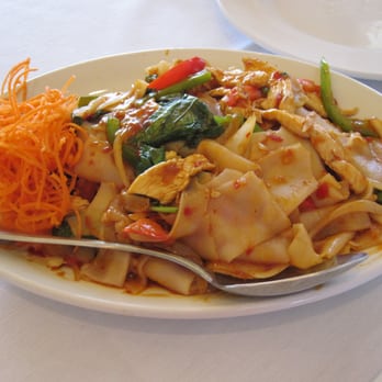 Swaddee - Pad Khee Mao Chicken - $11.99 - Thai Near Me - Coronado, California
